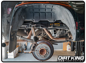 Dirt King 2.5 Smooth Body Shocks | DCA Remote Reservoir (2007-2021 Tundra)